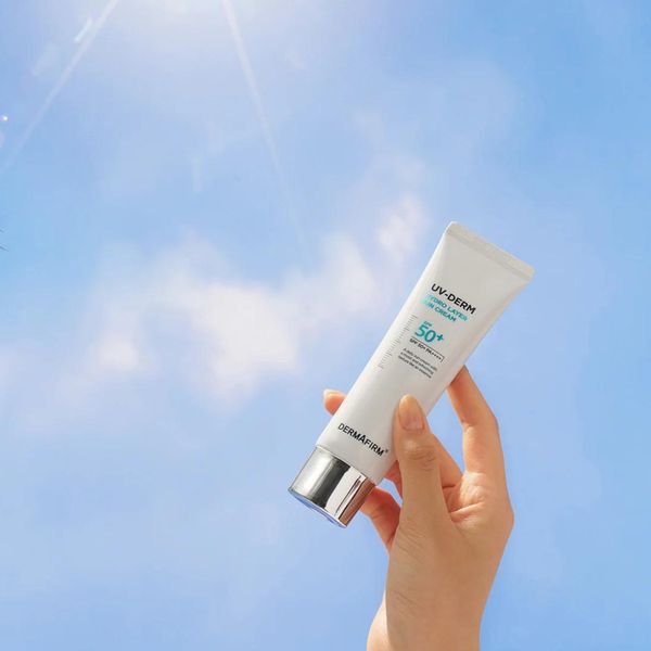 Увлажняющий солнцезащитный крем с экзосомами Dermafirm UV-Derm Hydro Layer Sun-cream [SPF50+/PA++++] , 50 г 18912 фото